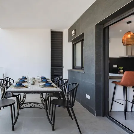 Piso El Sueno: Family App. 200m. From Playa Arenal